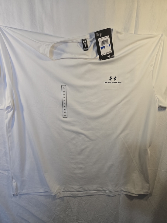 Under Armour Tops - Under Armour White Short Sleeve Athletic Tee with Logo